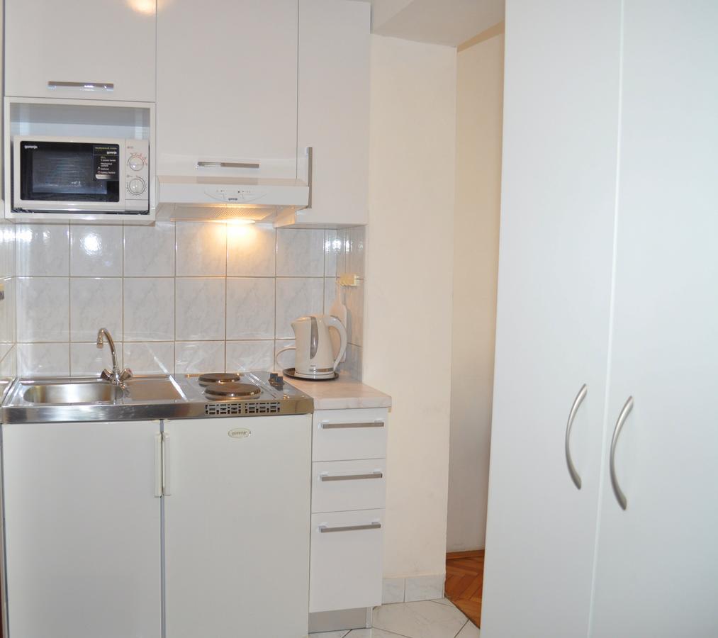 Apartments Ljubica Макарска Екстериор снимка