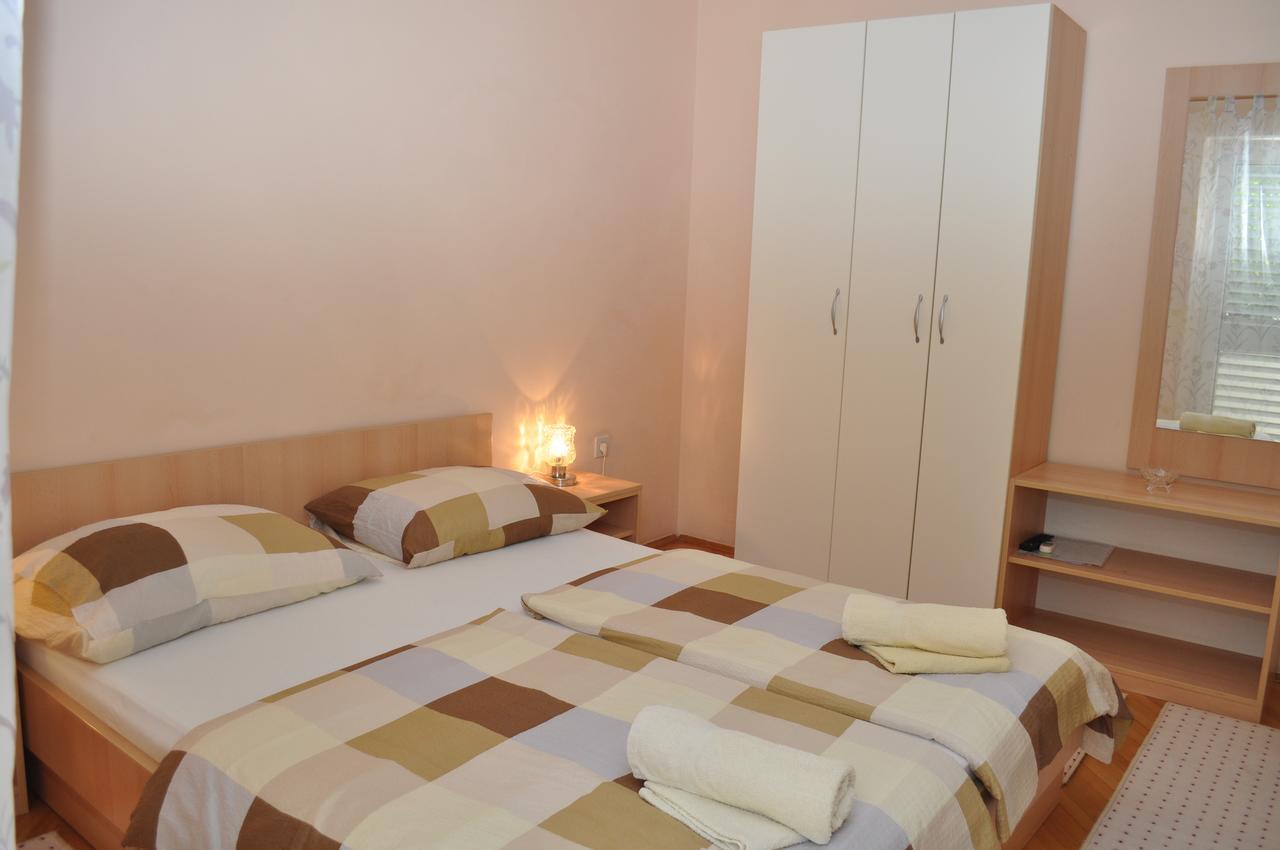 Apartments Ljubica Макарска Екстериор снимка