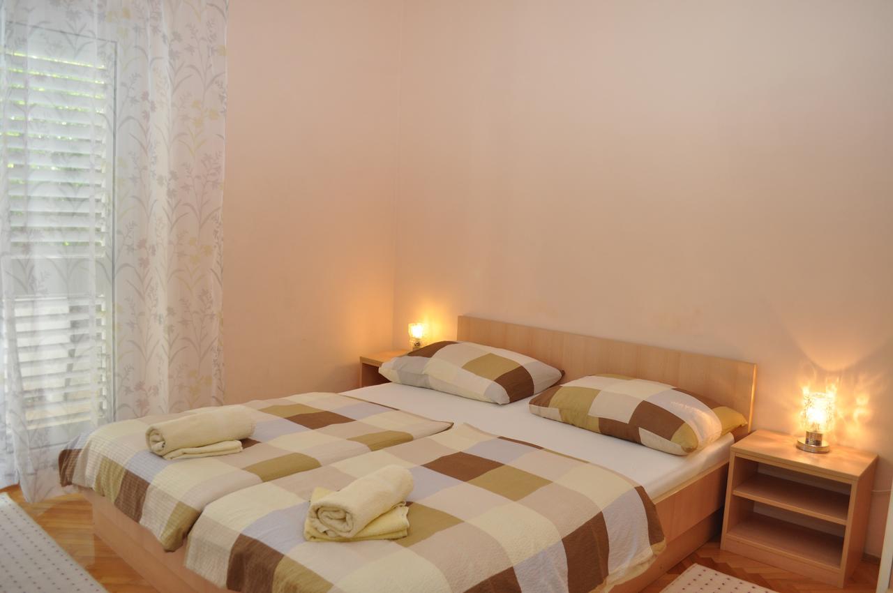 Apartments Ljubica Макарска Екстериор снимка