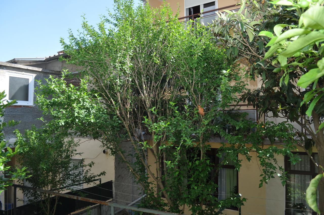 Apartments Ljubica Макарска Екстериор снимка